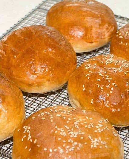 Homemade Hamburger Buns (Bread Machine)