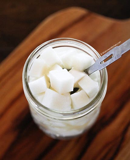 Quick Pickled Radishes