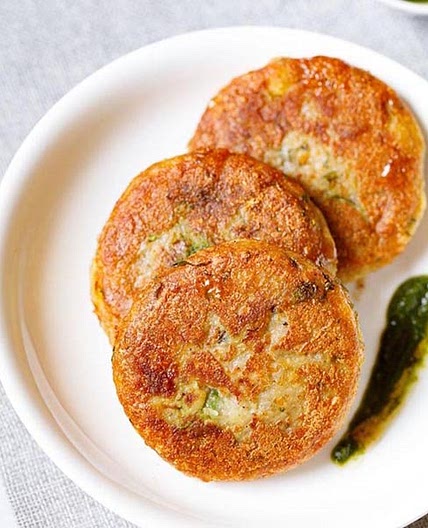 Aloo Tikki (Crispy & North Indian Style Recipe)