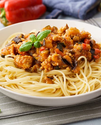 Мясной соус с баклажанами к пасте