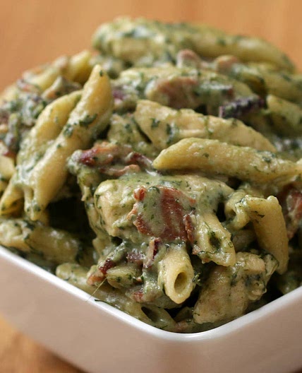 One Pot Chicken Spinach Bacon Alfredo