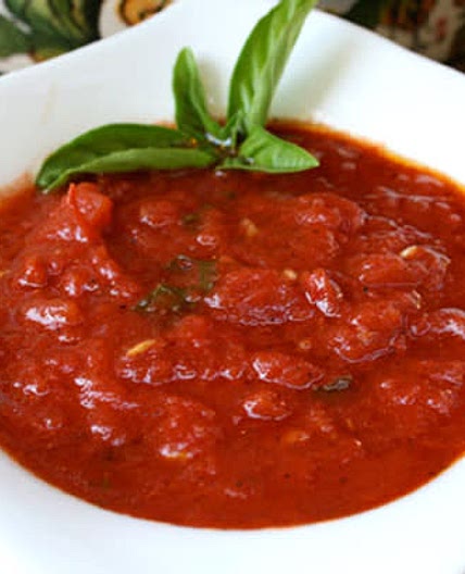 Nikki's Mom's Tomato Sauce