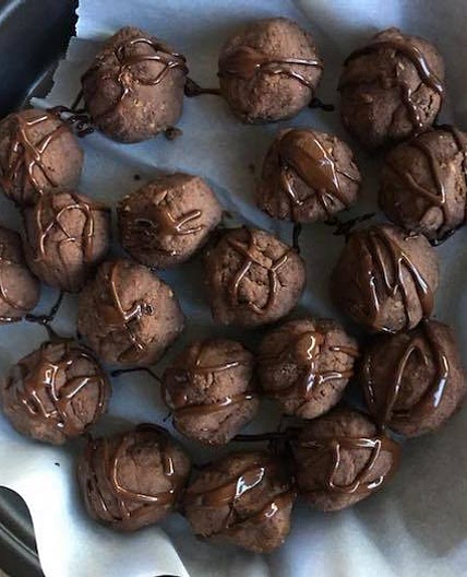 Dark Chocolate Peanut Butter Protein Bites