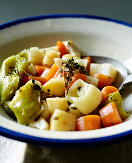 Smothered leeks and kohlrabi