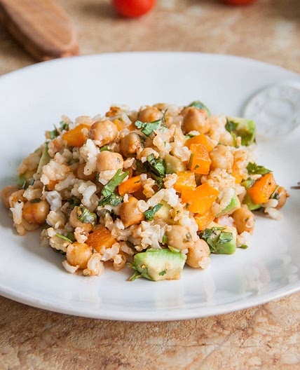 Warm brown rice & chickpeas salad 