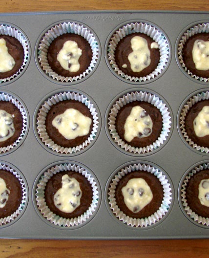 Chocolate Chip Cream Cheese Cupcakes Recipe