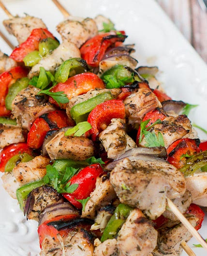 Simple and delicious Mediterranean chicken kebabs