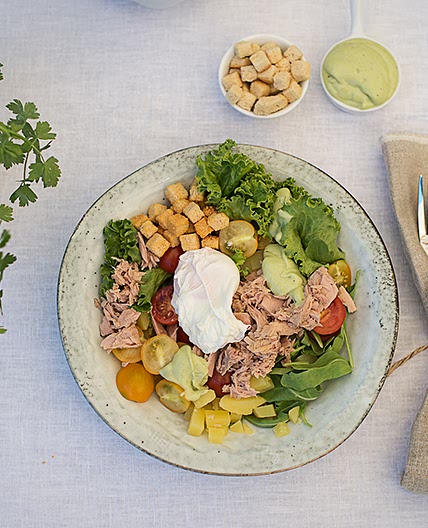 Thunfischsalat mit Avocado Dressing