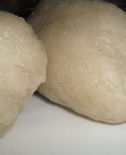 FUFU (foufou) de manioc - Alice Pégie Cuisine