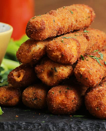 Cheesy Buffalo Chicken sticks 