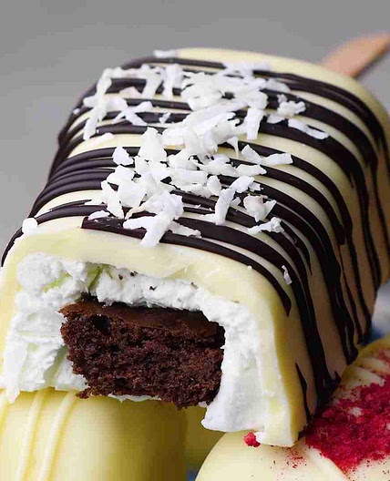 Ice Cream Oreo Brownie Pops
