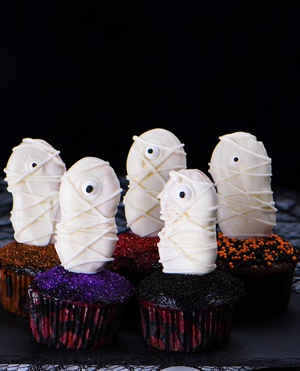 Mummy Nutter Butter Cookies