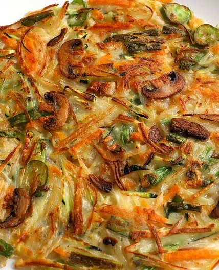Vegetable pancake (Yachaejeon)