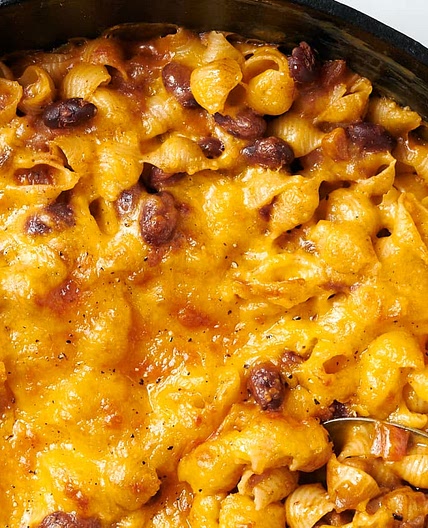 The Easiest Skillet Chili Mac
