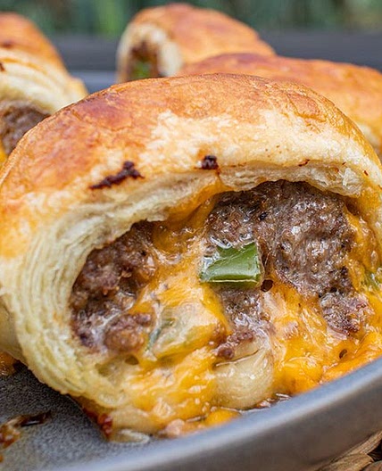 Texas-Style Beef Sausage Rolls with Jalapeño and Cheddar