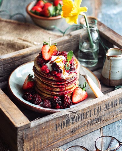 Banana Breakfast Pancakes - Avant-Garde Vegan