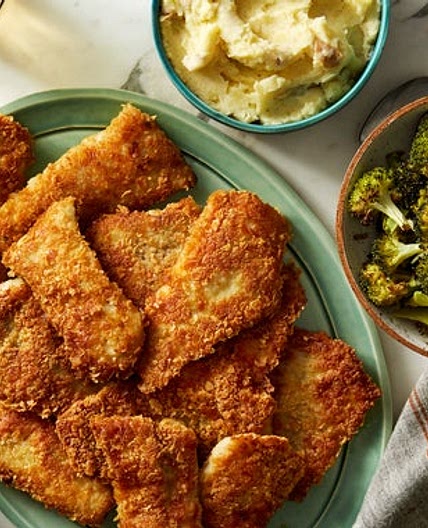 Crispy Wild Alaskan Pollock with Garlic Mashed Potatoes & Tartar Sauce