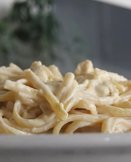 Creamy Vegan Alfredo Sauce Recipe (Gluten-Fr