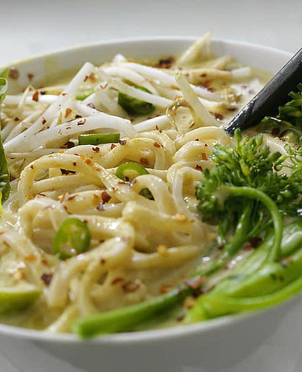 Noodlesoep met spinazie