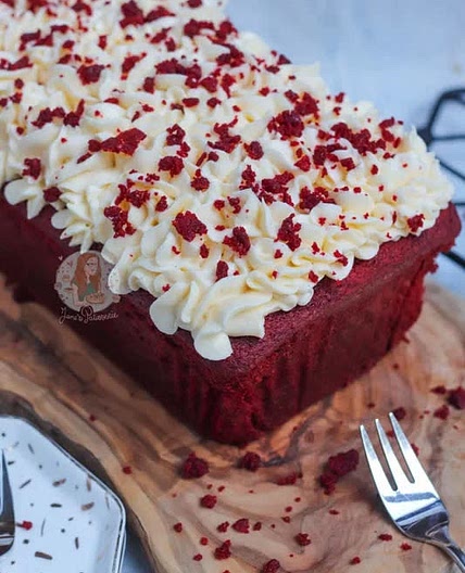 Red Velvet Loaf Cake!