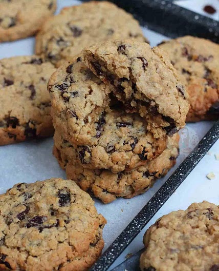 Oatmeal Raisin Cookies!