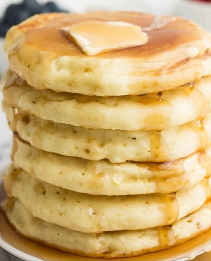 Simple Vegan Pancakes - Nora Cooks