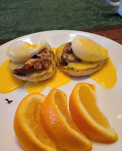 Eggs Benny