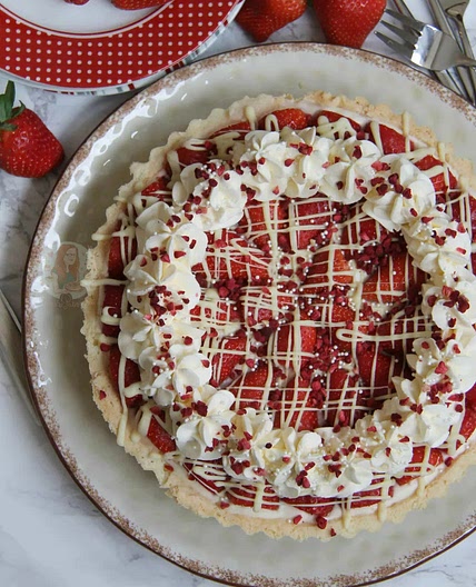 White Chocolate and Strawberry Tart!