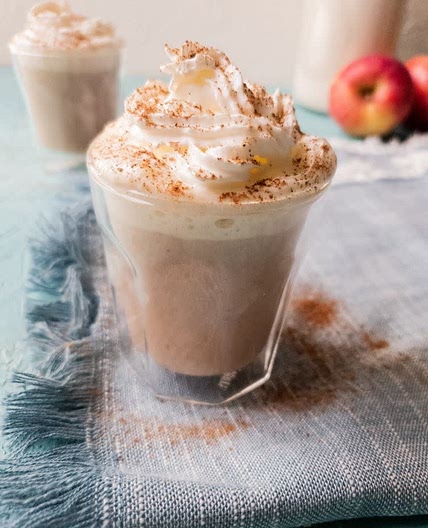 Apple Cinnamon Milkshake With Apple chunks 