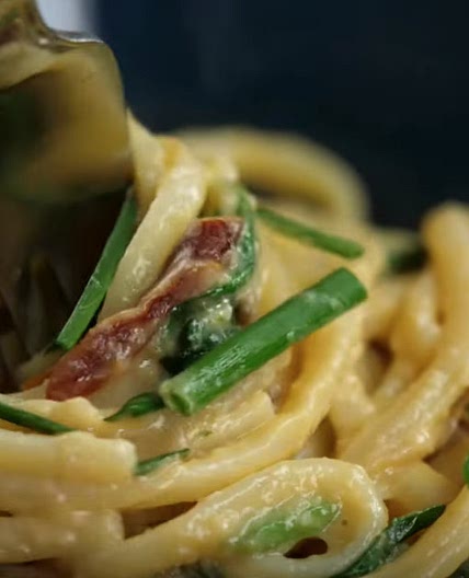 Hummus Pasta