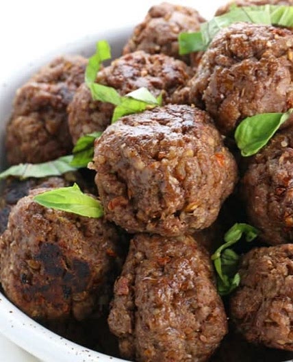 Vegan Italian Seitan Meatballs - It Doesn't Taste Like Chicken
