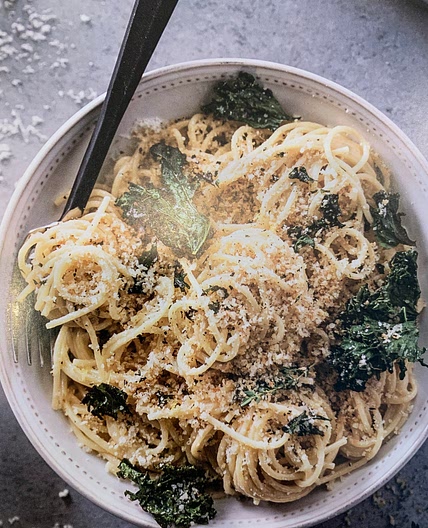 Crispy Kale Cacio e Pepe