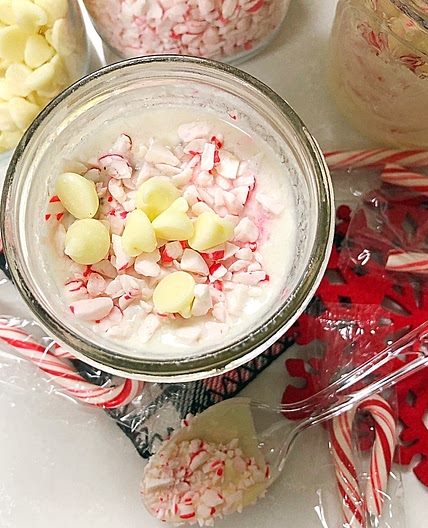 Peppermint White Chocolate Overnight Oats