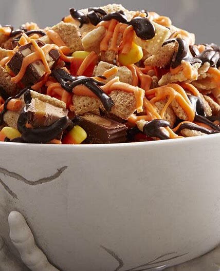 Halloween Zombie Chex Mix®