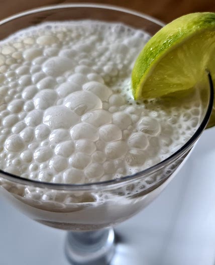 Mango, coconut and lime smoothie