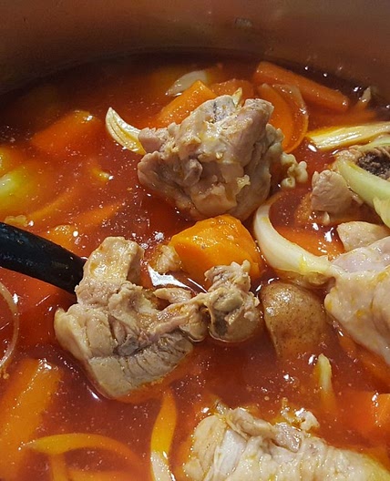 Ra Gu Gà Instant Pot (Chicken Ragu Soup)