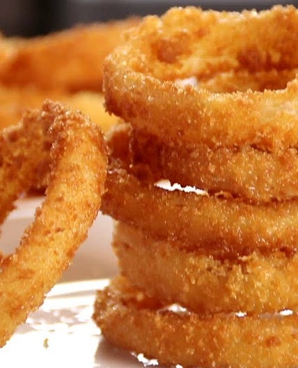 Homemade Onion Rings - Super Crispy Easy and Delicious
