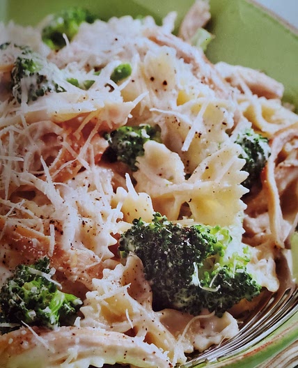 Light Chicken and Broccoli Alfredo