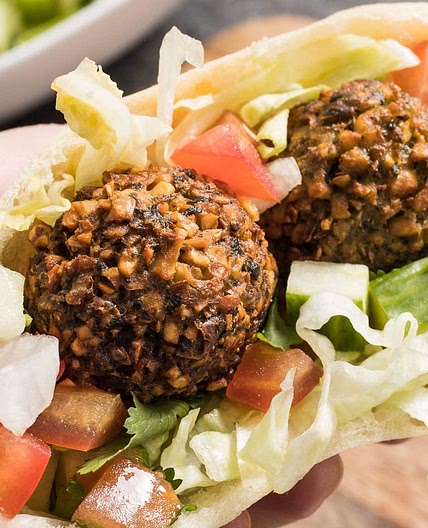 Falafel with Tahini Sauce