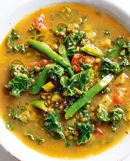 Turmeric, lentil and lemon soup