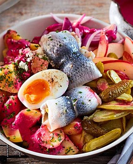 Labskaus-Salat mit Rollmops