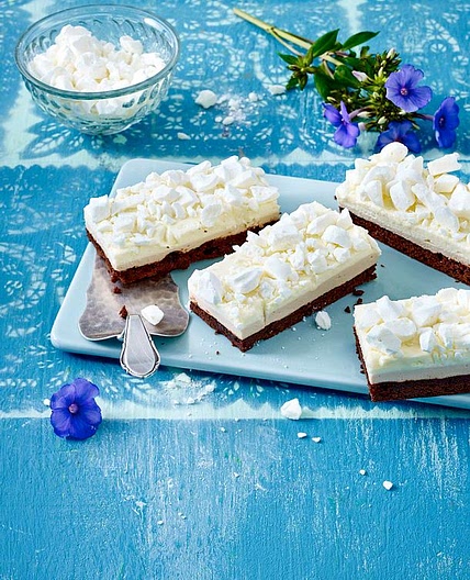 Baileys-Kuchen mit Baiserstreusel