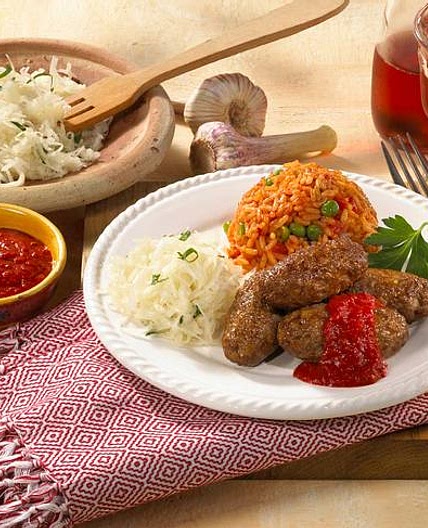 Cevapcici mit Djuvec-Reis