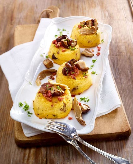 Polentatörtchen mit Pilzen