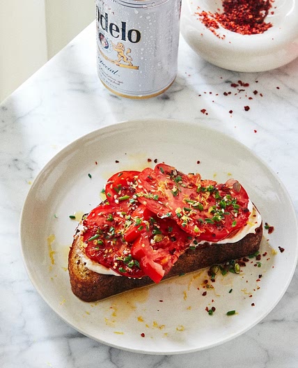 Tomato Mayo Toast