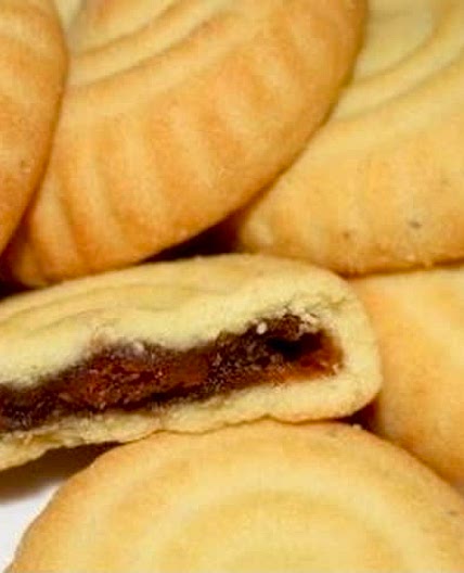 Maamoul with Dates
