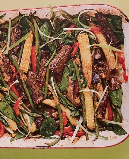 CHILLI PEANUT BEEF WITH RED PEPPERS, SWEETCORN & SPRING ONIONS