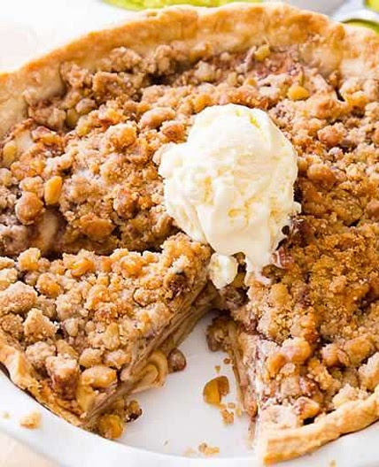 Apple Crumble Pie