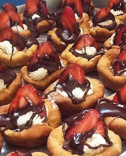Strawberry Cream Cups