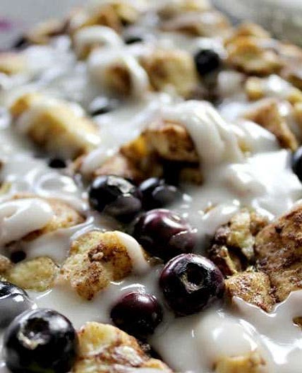 Cinnamon Roll Blueberry French Toast Bake